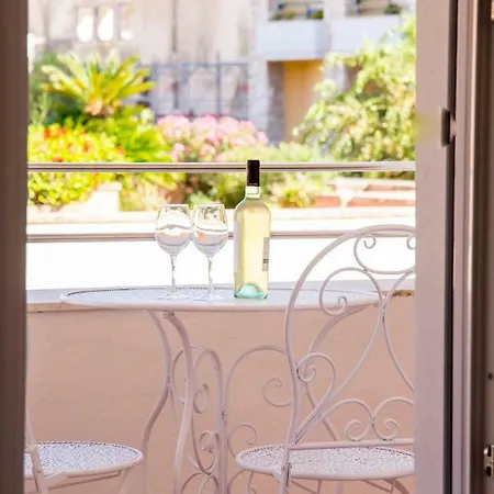 Apartment Casa Carducci - Iun 8012- Alghero