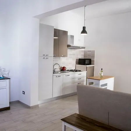 Casa Carducci - Iun 8012- Apartment Alghero